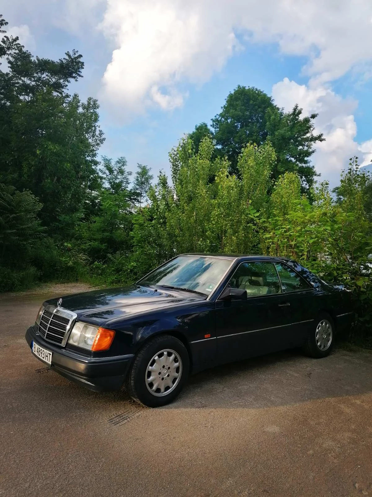 Mercedes-Benz 124 230 CE, снимка 16 - Автомобили и джипове - 54178594