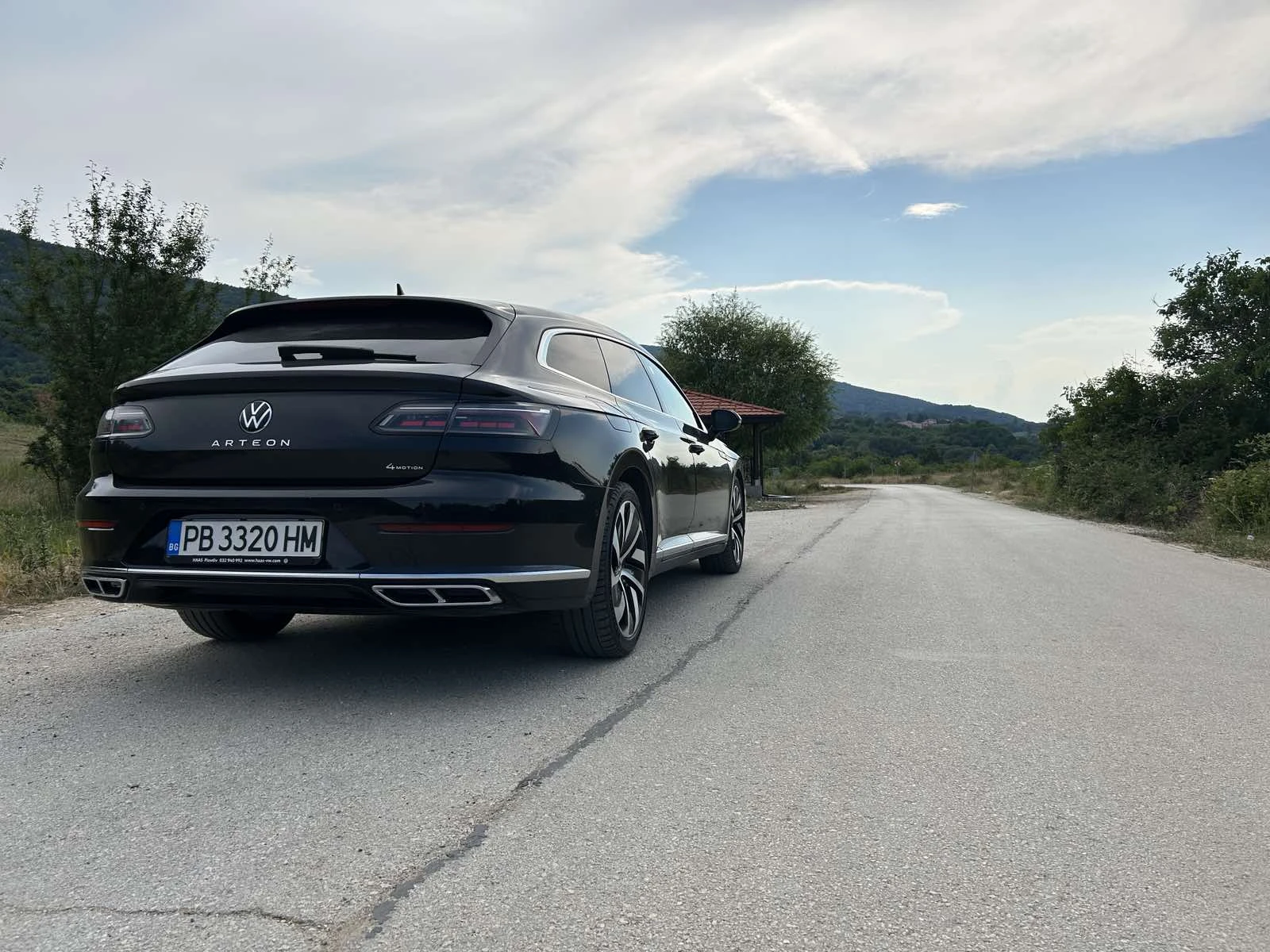 VW Arteon Shooting Brake R-Line 4Motion, снимка 2 - Автомобили и джипове - 53862070