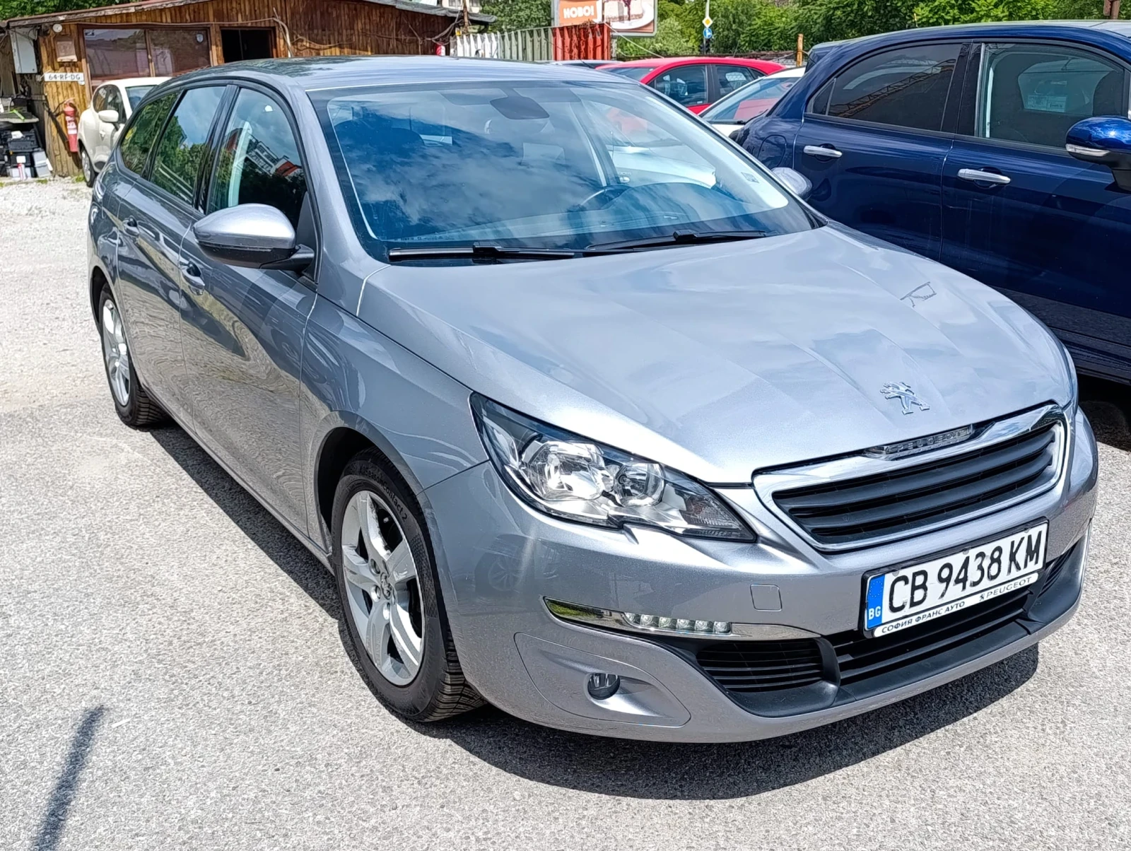 Peugeot 308 1.2i SW Automatic , снимка 2 - Автомобили и джипове - 54956071