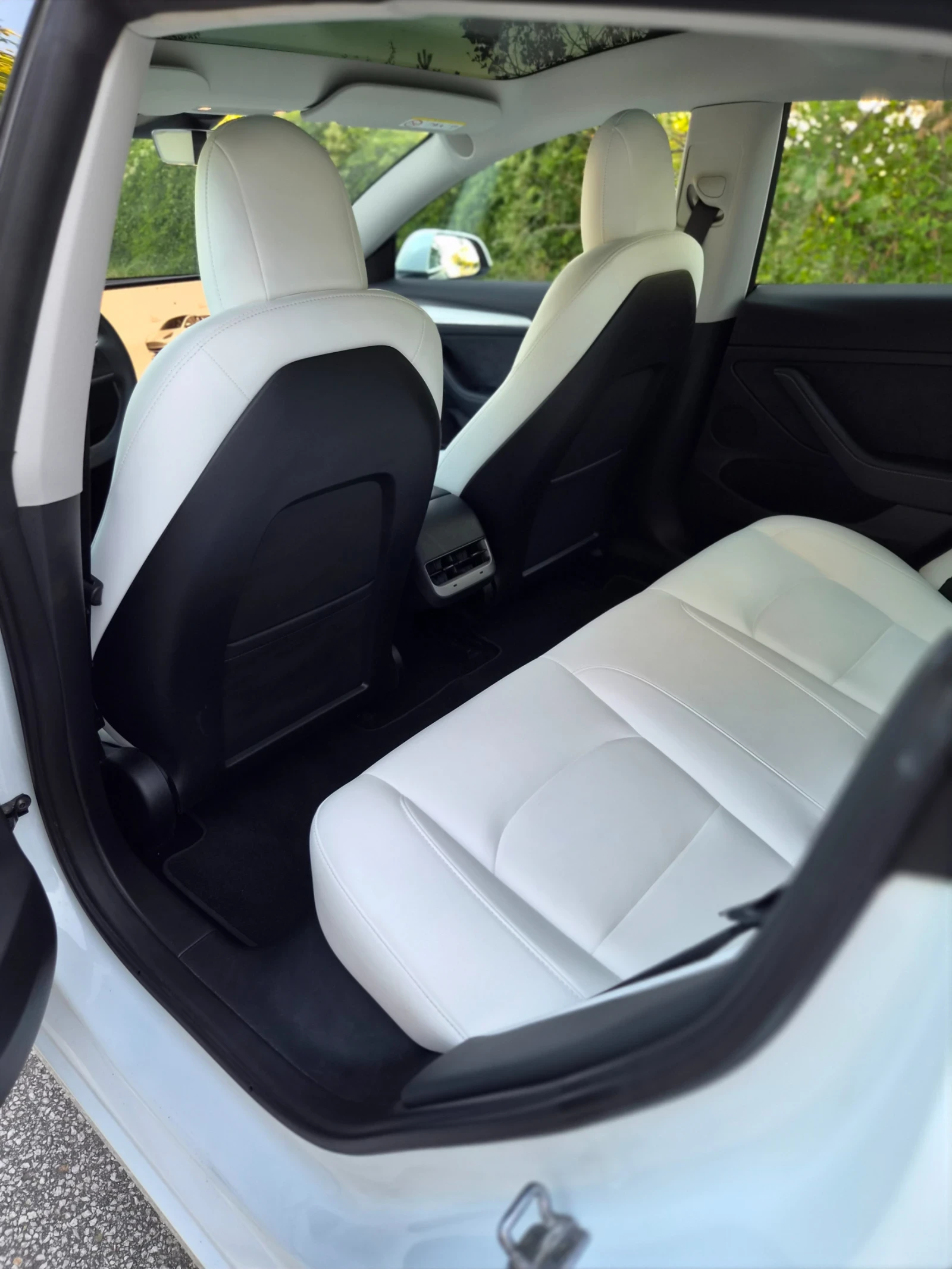 Tesla Model 3 Long Range/Dual Motor/6.23г, снимка 3 - Автомобили и джипове - 55509829