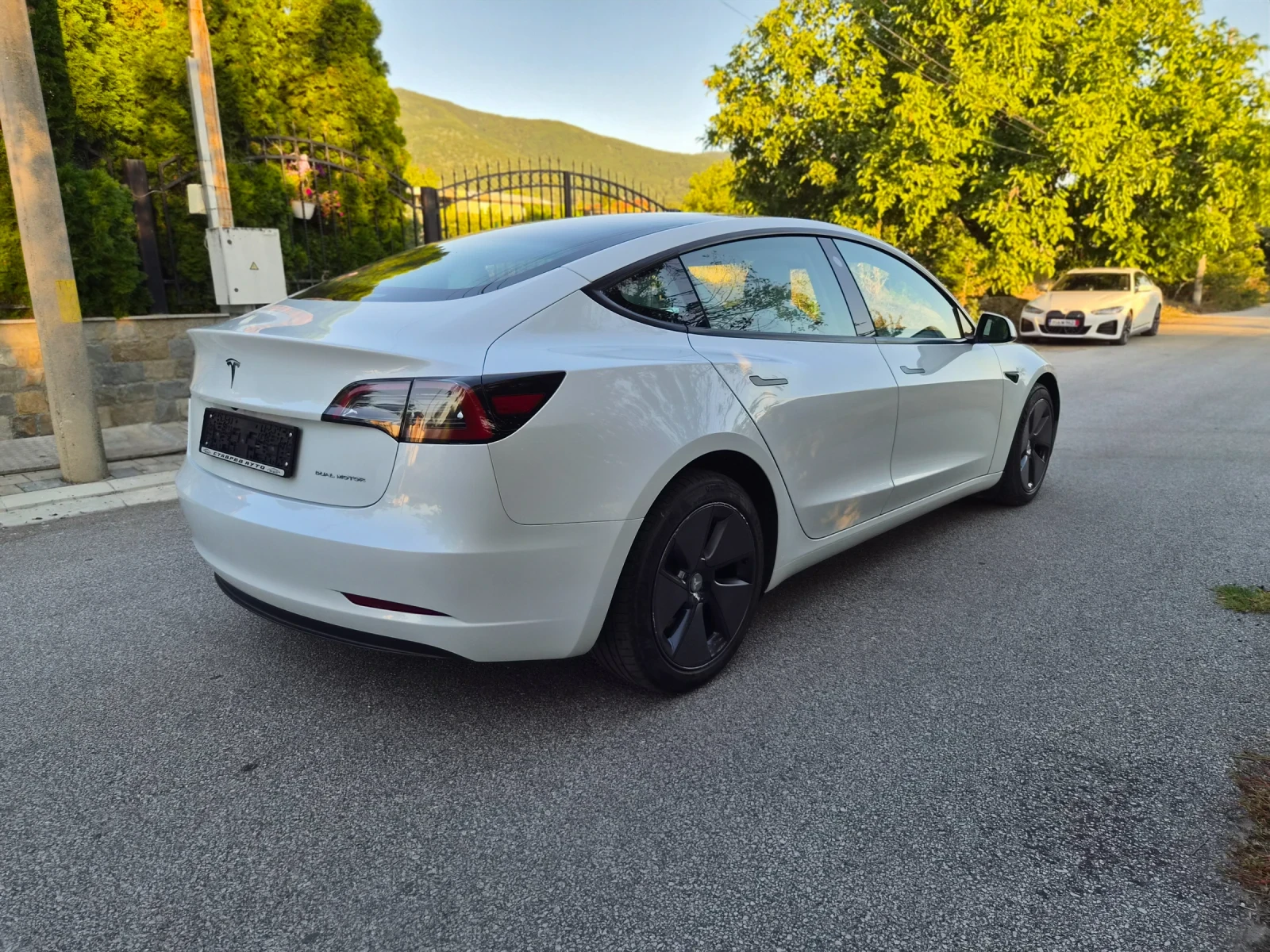 Tesla Model 3 Long Range/Dual Motor/6.23г, снимка 4 - Автомобили и джипове - 55509829