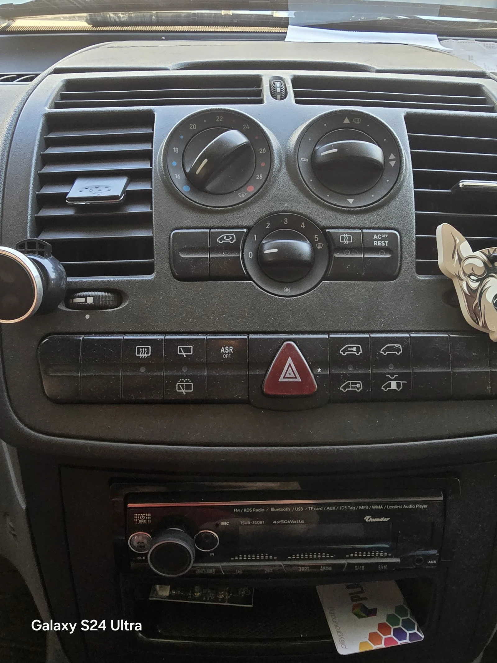 Mercedes-Benz Viano 2.2 OM646 88hp, снимка 8 - Автомобили и джипове - 56149634