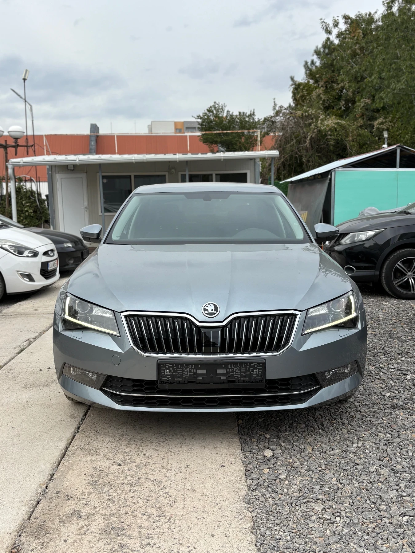 Skoda Superb 2.0TDi* АЛКАНАТАРА* ЕЛ* ПАМЕТ