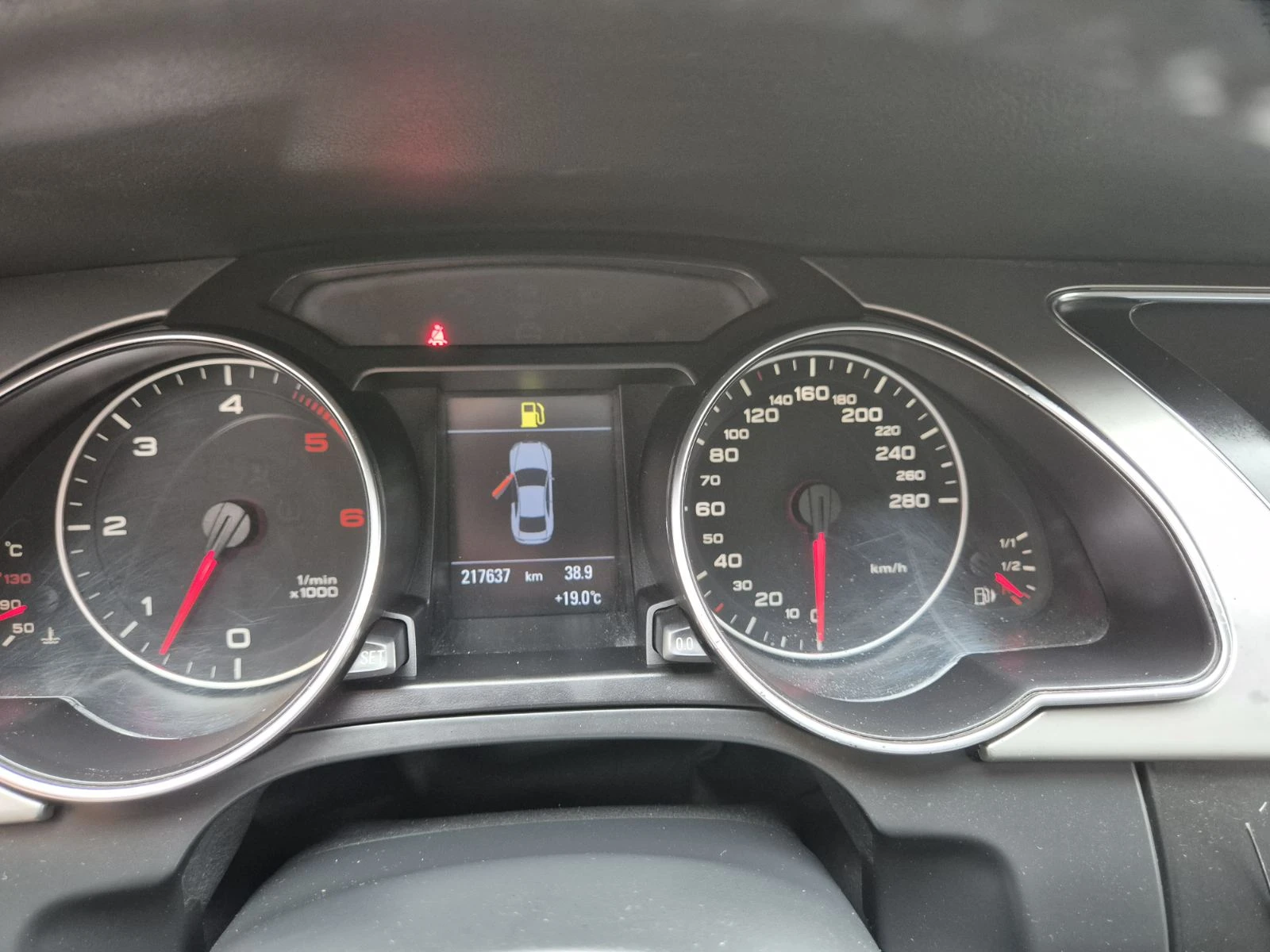 Audi A5 3.0TDI 239+ + S-LINE ITALY , снимка 16 - Автомобили и джипове - 56232761