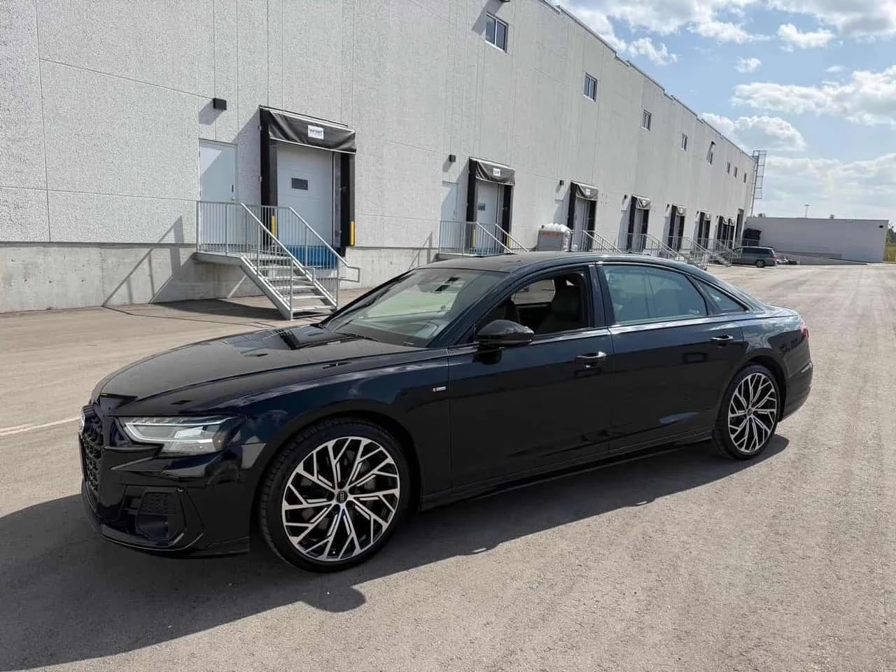 Audi A8 55TFSI LONG CARFAX