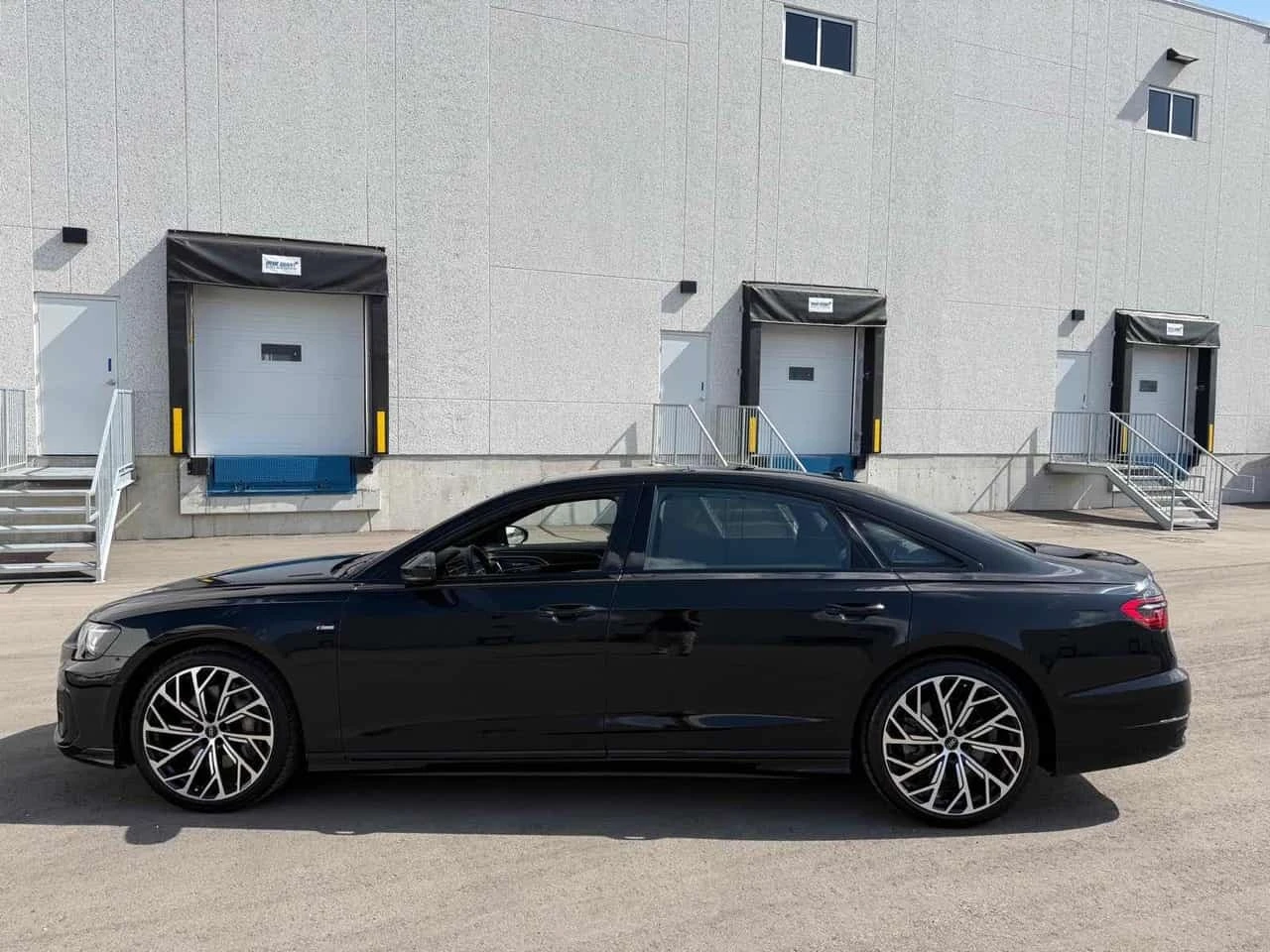 Audi A8 55TFSI LONG CARFAX, снимка 2 - Автомобили и джипове - 56242640