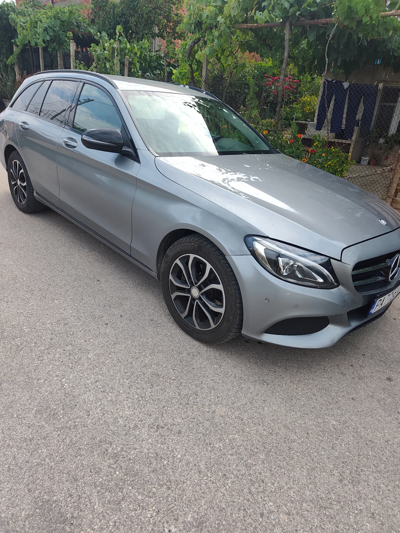 Mercedes-Benz C 220
