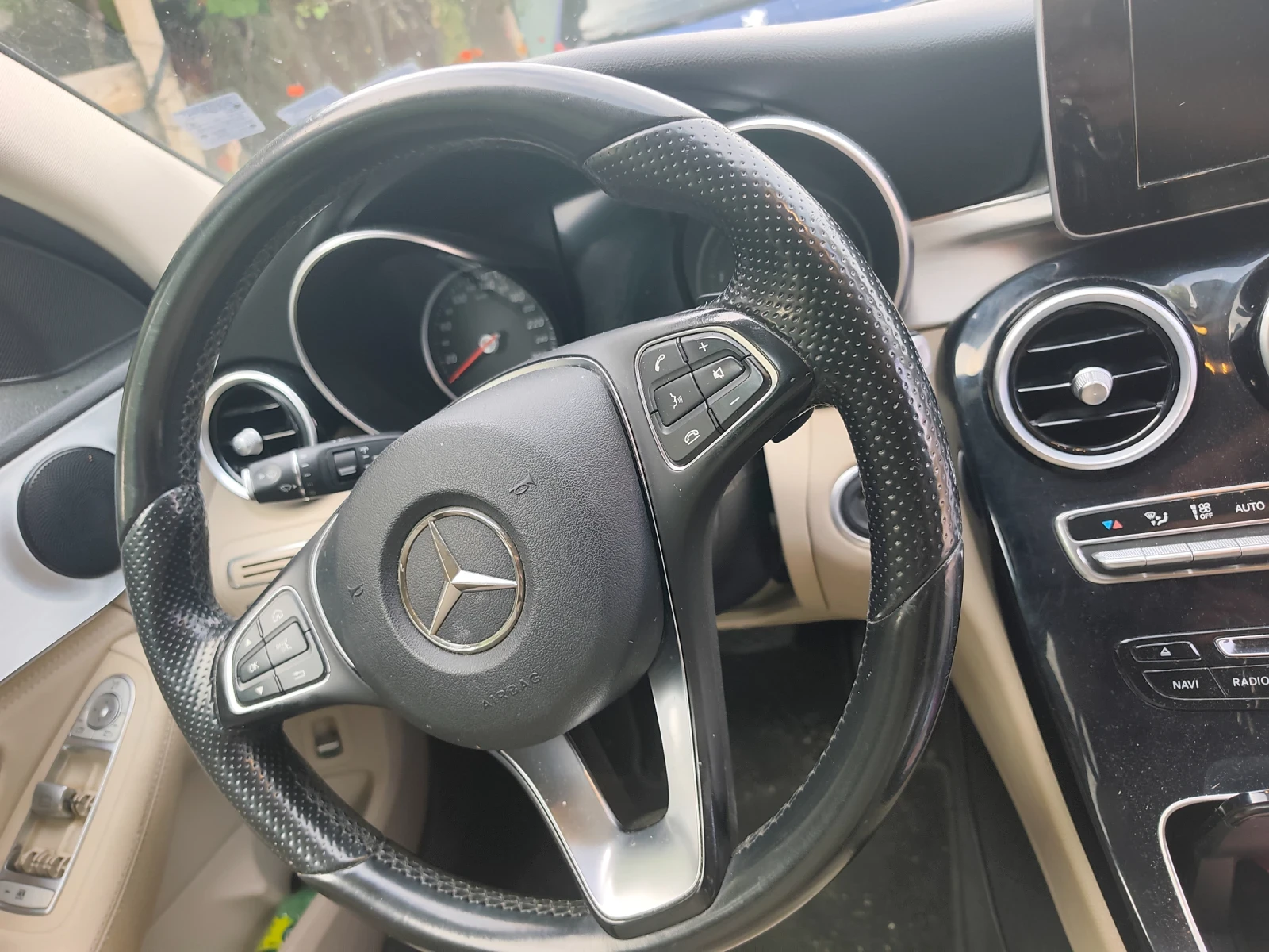 Mercedes-Benz C 220, снимка 7 - Автомобили и джипове - 56521064
