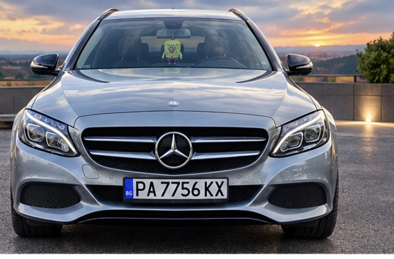Mercedes-Benz C 220, снимка 4 - Автомобили и джипове - 56682587