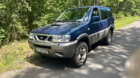 Nissan Terrano, снимка 1