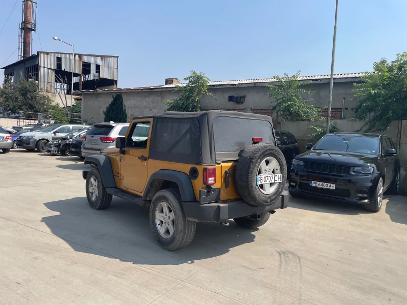 Jeep Wrangler Къса база/3.6/V6/Ръчка, снимка 6 - Автомобили и джипове - 48754263