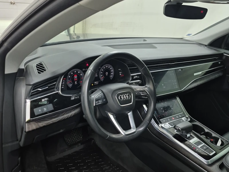 Audi Q8 PROGRESSIV| 360CAMERA| BLIND SPOT| PANOROOF| , снимка 8 - Автомобили и джипове - 52808630