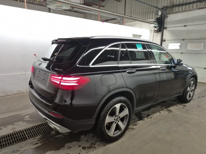 Mercedes-Benz GLC 300 2018 4MATIC * БЕЗ ПЪРВОНАЧАЛНА ВНОСКА* , снимка 6 - Автомобили и джипове - 52959080
