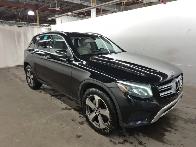 Mercedes-Benz GLC 300 2018 4MATIC * БЕЗ ПЪРВОНАЧАЛНА ВНОСКА* , снимка 3 - Автомобили и джипове - 52959080