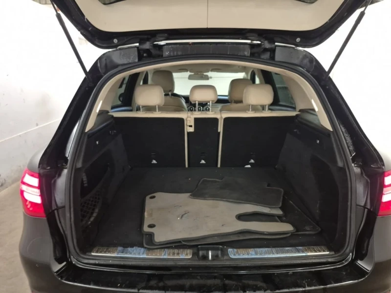 Mercedes-Benz GLC 300 2018 4MATIC * БЕЗ ПЪРВОНАЧАЛНА ВНОСКА* , снимка 15 - Автомобили и джипове - 52959080