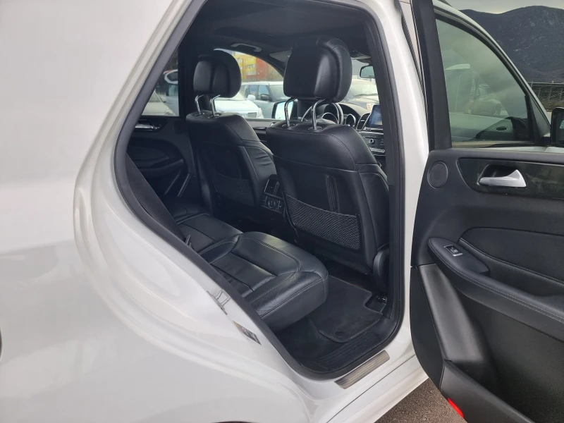 Mercedes-Benz GLE 400 3.0BI-TURBO, снимка 14 - Автомобили и джипове - 53262428