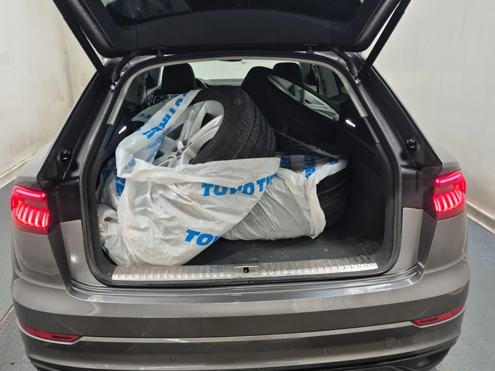 Audi Q8 PROGRESSIV| 360CAMERA| BLIND SPOT| PANOROOF|  | Mobile.bg � ����������� 13