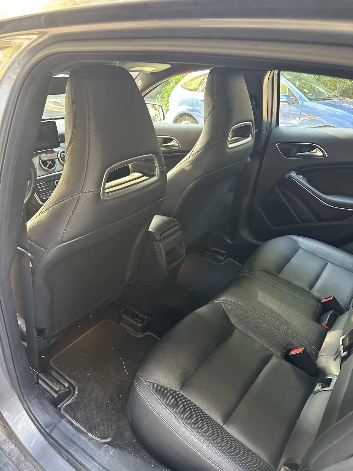 Mercedes-Benz GLA 220  - изображение 10