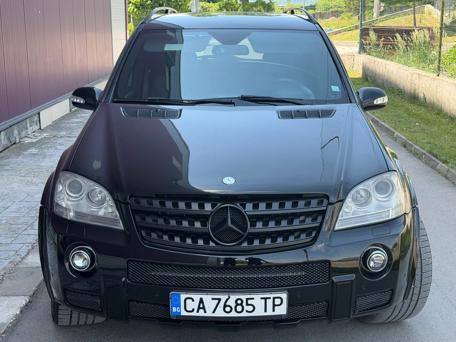 Mercedes-Benz ML 320 6.3PACK/СМЕНЕНИ ВЕРИГИ/ОБСЛУЖЕН/FULL, снимка 2 - Автомобили и джипове - 54741060