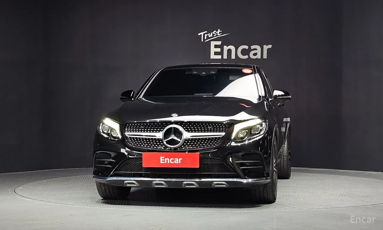 Mercedes-Benz GLC Coupe 300* 4MATIC AMG Line* 360* HED* Burmester, снимка 2 - Автомобили и джипове - 55570783