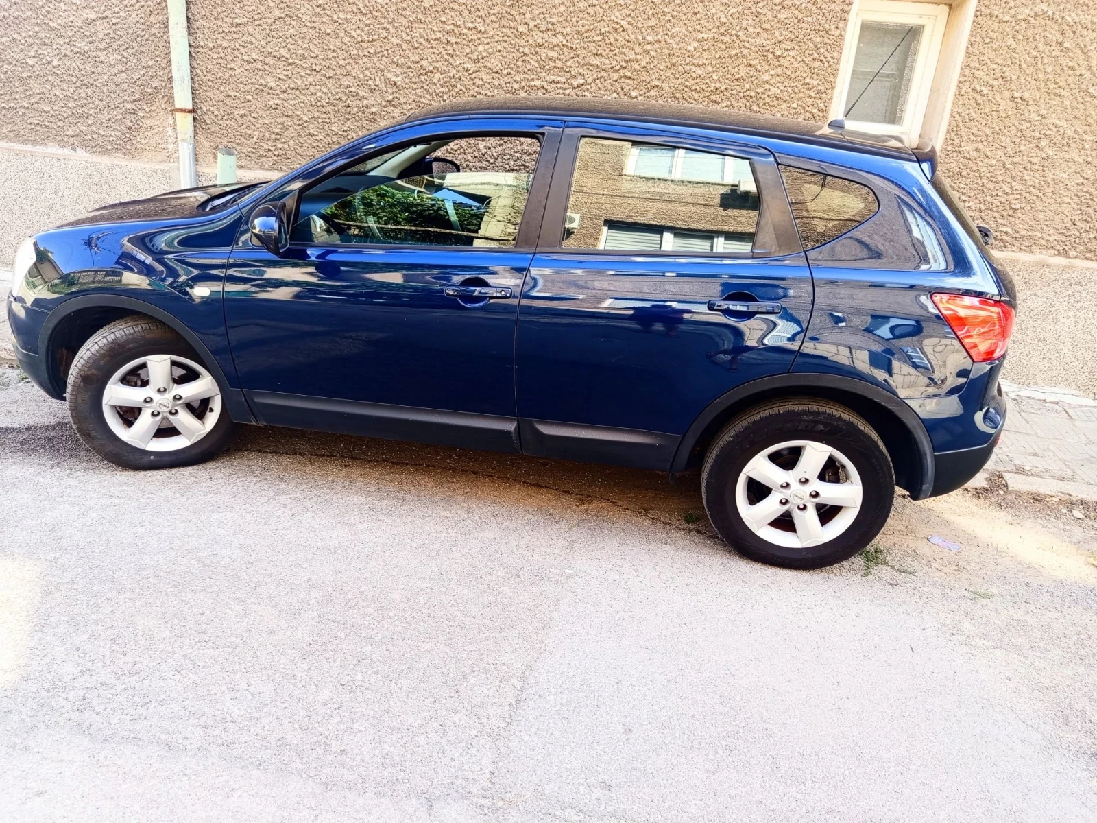 Nissan Qashqai, снимка 6 - Автомобили и джипове - 55911003