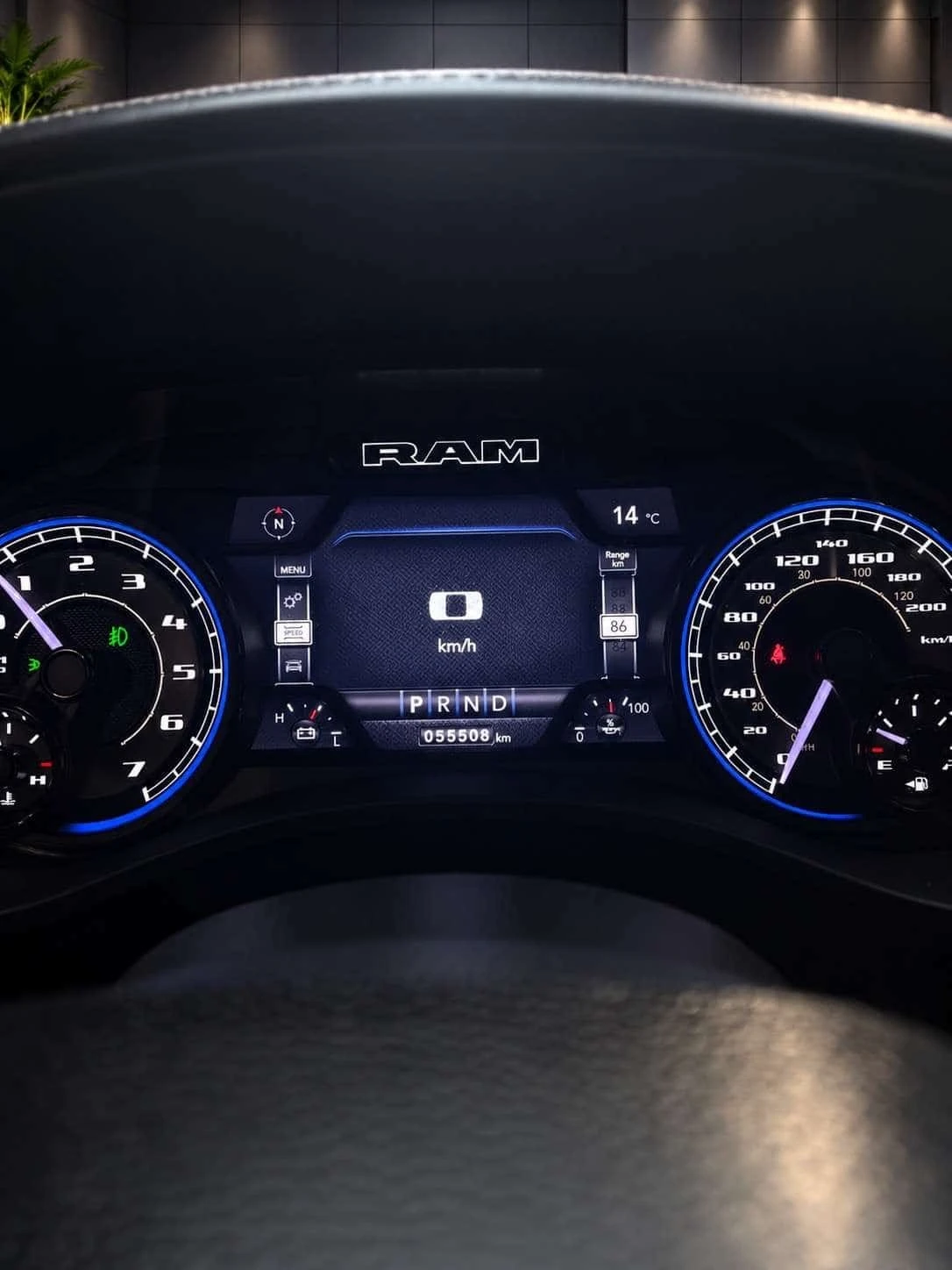 Dodge RAM 1500 * Limited 4x4 Crew Cab 5'7 Box * CARFAX *  | Mobile.bg � ����������� 10