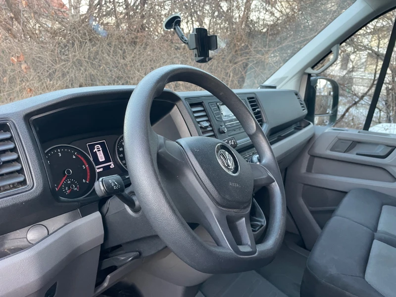 VW Crafter, снимка 16 - Бусове и автобуси - 49302276