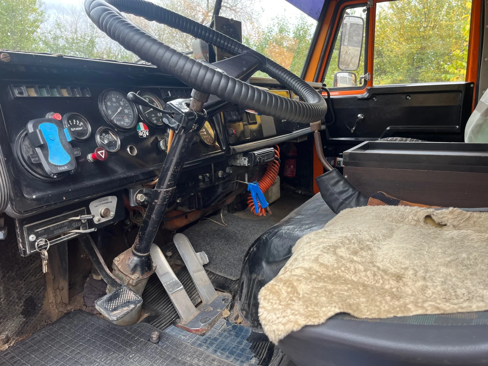 Kamaz 55111 Самосвал - изображение 7