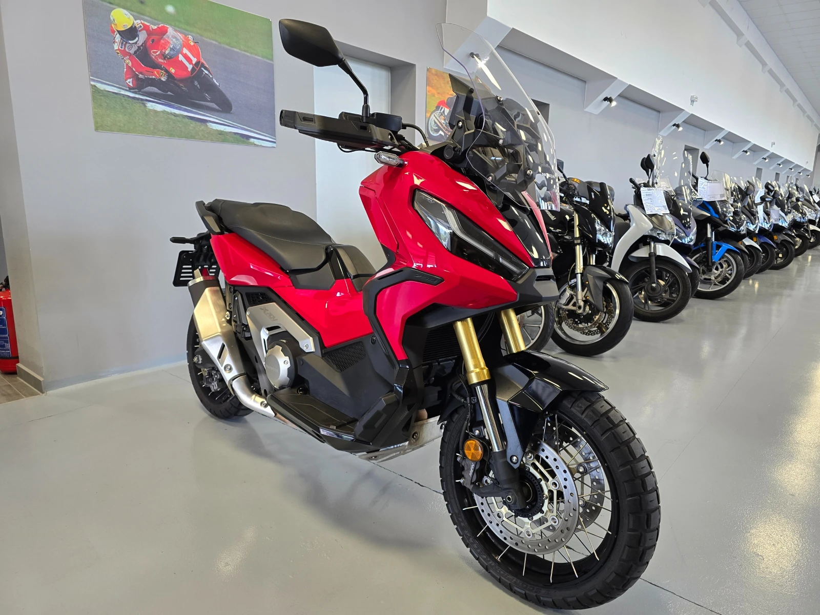 Honda X-ADV 750ie, ABS-TCS, 12600км., 2021г. - изображение 2