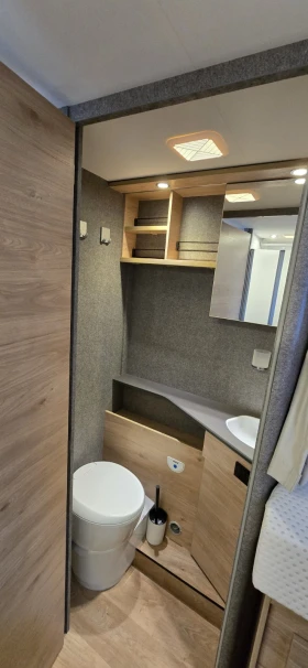 Кемпер Dethleffs 7055EB Automatic , снимка 14