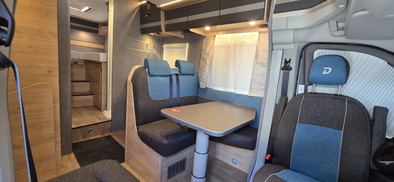 Кемпер Dethleffs 7055EB Automatic , снимка 8 - Каравани и кемпери - 51432083