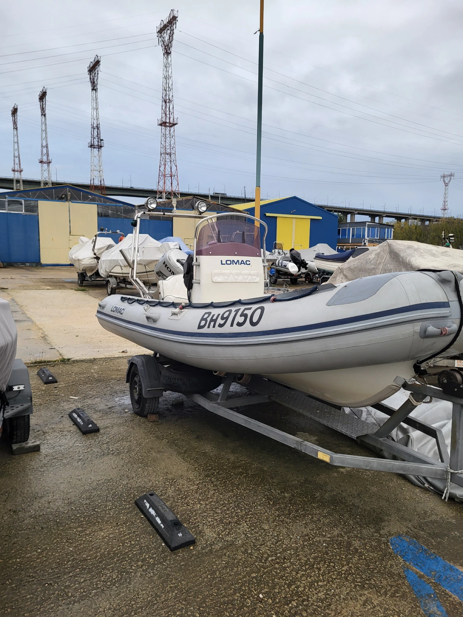 Надуваема лодка Lomac РИБ Lomac - изображение 3