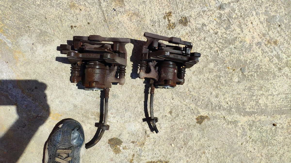 Задни спирачни апарати с дискове Audi A6 C6 4F 233ps 2870399