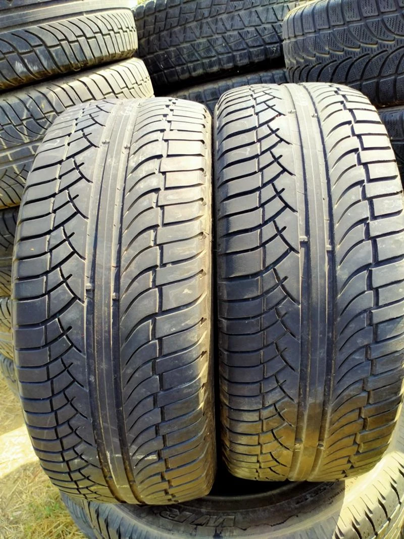 Гуми Летни 235/55R17, снимка 2 - Гуми и джанти - 33646584