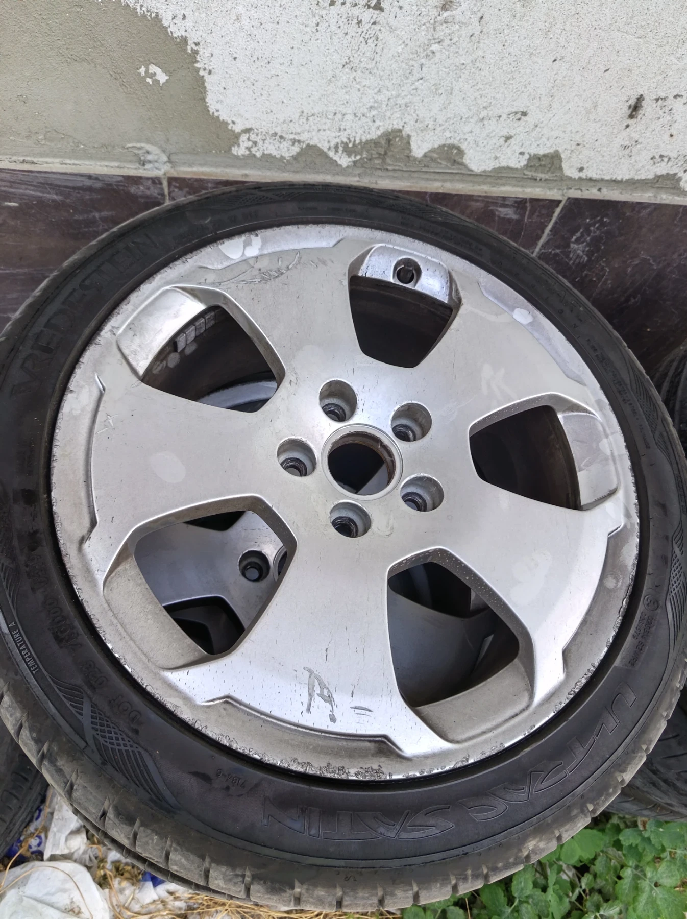 Гуми с джанти Vredestein 225/45R17