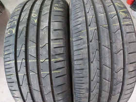 Гуми Летни 235/40R18, снимка 2 - Гуми и джанти - 47158129