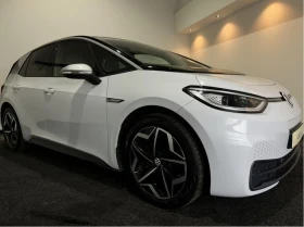 VW ID.3 First Plus 58 kWh матричен LED, снимка 1