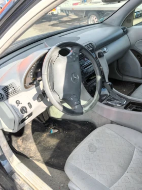 Mercedes-Benz C 200 2.2 CDI * 646 - 1300 € / 2542.58 лв. - 61849587 5
