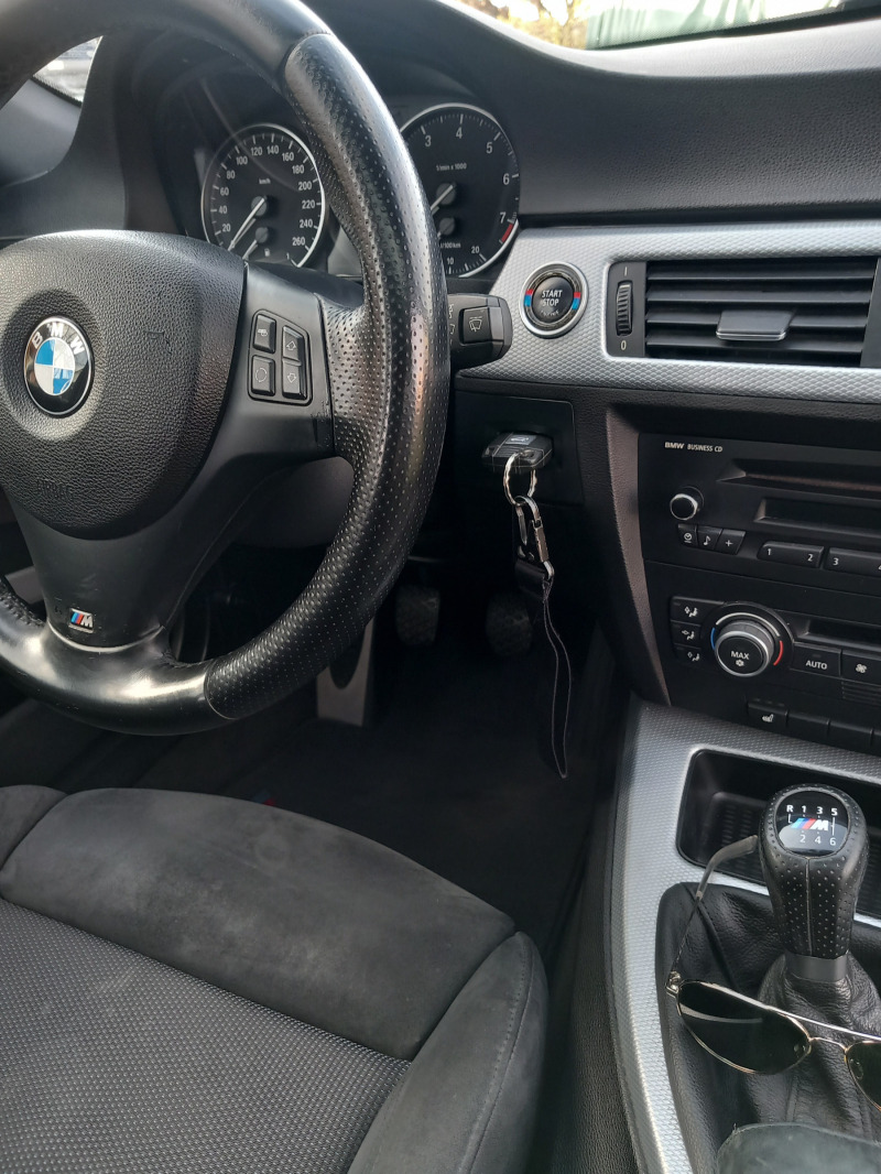 BMW 320 2.0 M paket, снимка 15 - Автомобили и джипове - 45614100