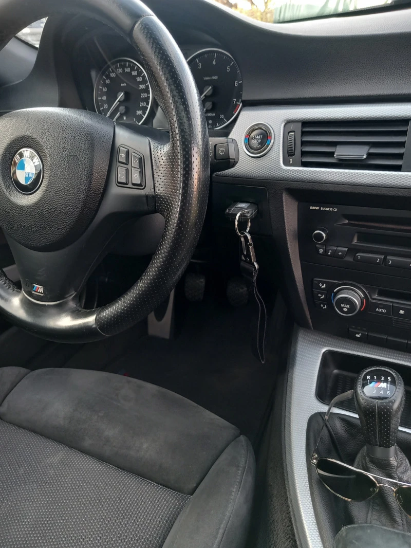 BMW 320 2.0 M paket, снимка 15 - Автомобили и джипове - 47444041