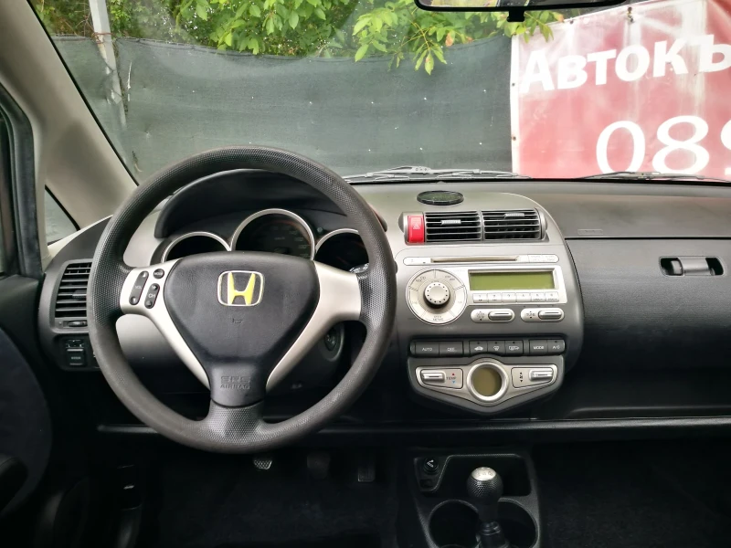 Honda Jazz 1.4i FACELIFT, снимка 13 - Автомобили и джипове - 47081372