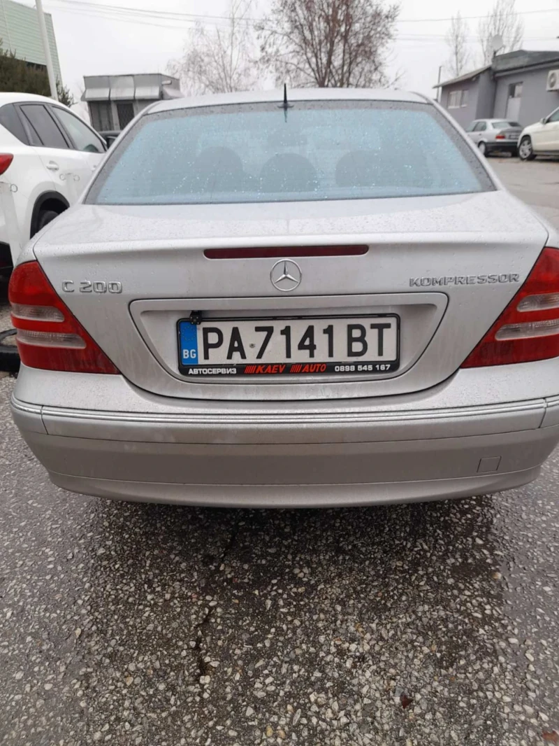 Mercedes-Benz C 200 Компресор, Авангард, снимка 5 - Автомобили и джипове - 48748813