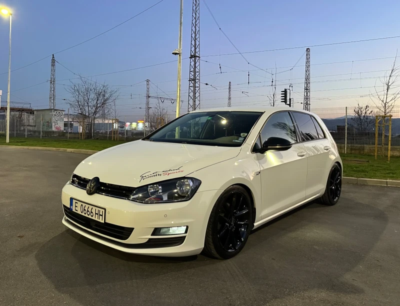 VW Golf TDI ACC, снимка 1 - Автомобили и джипове - 49426122