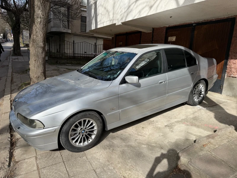 BMW 530, снимка 3 - Автомобили и джипове - 49510600