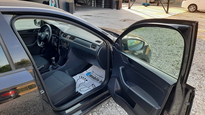 Skoda Rapid 1.2* * * ТОП СЪСТОЯНИЕ, снимка 9 - Автомобили и джипове - 52624474