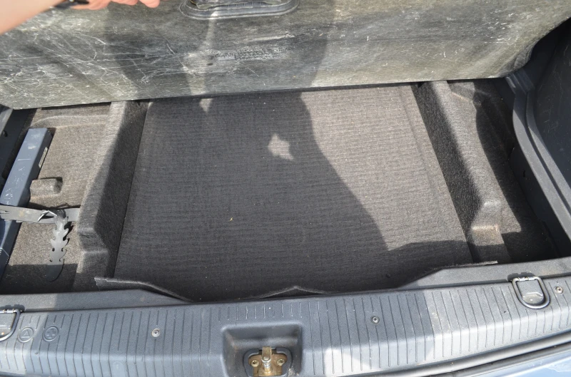 Opel Meriva 1.3 , снимка 12 - Автомобили и джипове - 50859176