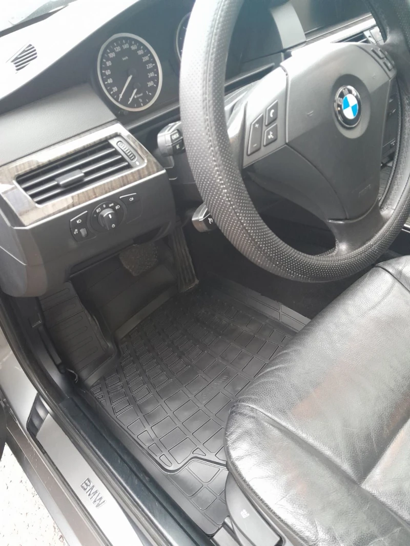 BMW 530, снимка 12 - Автомобили и джипове - 52274466