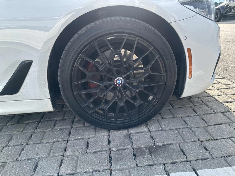BMW 530 M-pkg* Harman/Kardon* Подгрев* Обдух* Пано, снимка 4 - Автомобили и джипове - 52317636