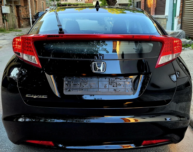 Honda Civic 1.8i-верига-нави-6speed-japan, снимка 11 - Автомобили и джипове - 51782475