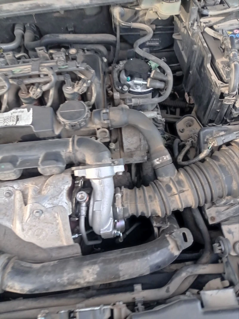 Ford Focus 1.6TDCI, снимка 6 - Автомобили и джипове - 52704696